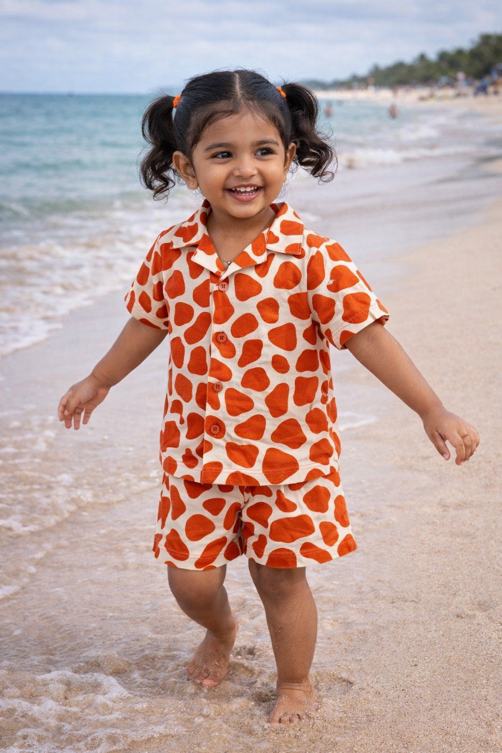Giraffe Spots Flex Kids Shorts Set