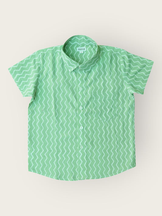 Boys Green Chevron Half Sleeves Spread Collar Shirt