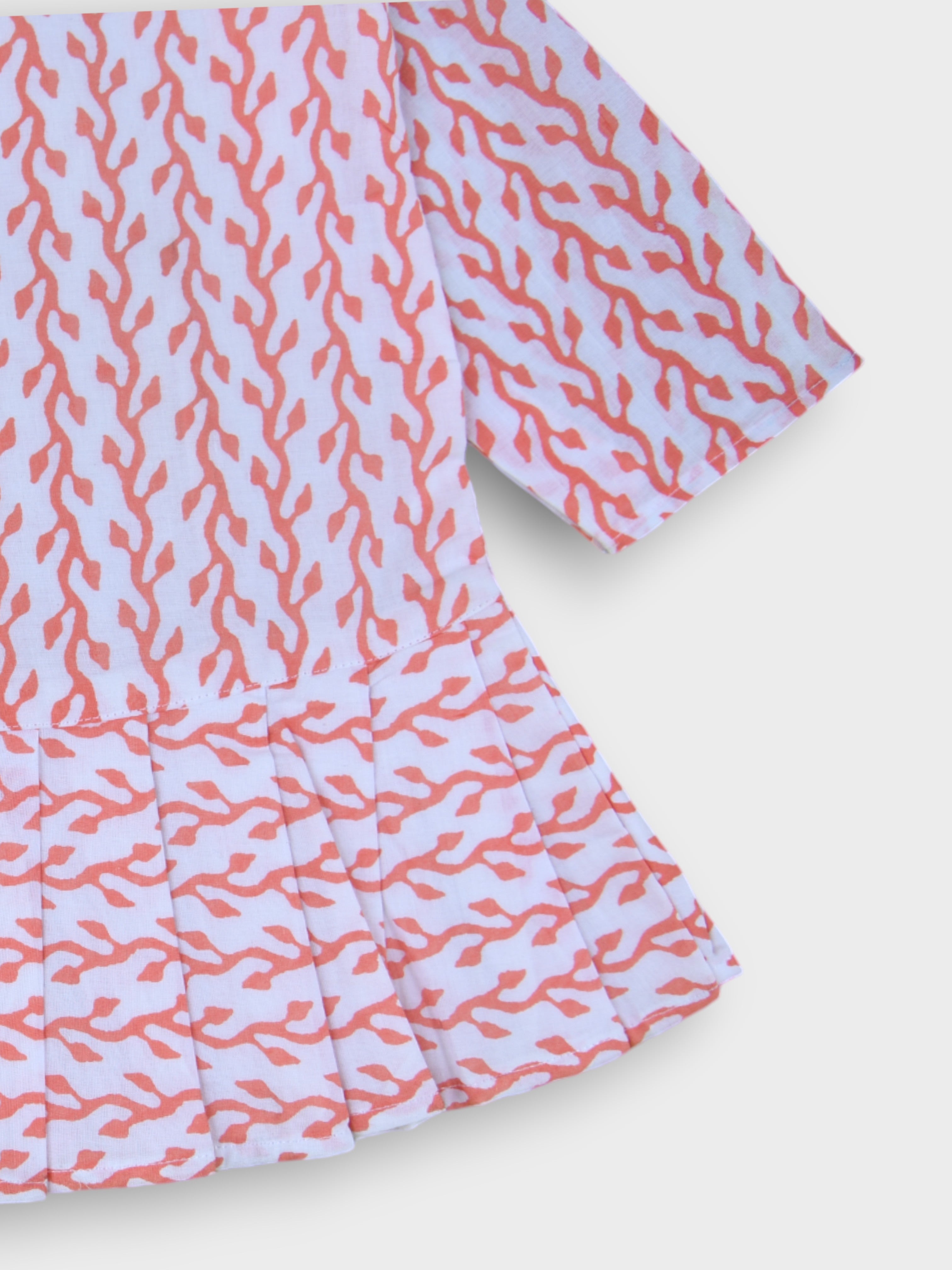 Girls Peach Creeper Full Sleeves Knife Pleated Dress