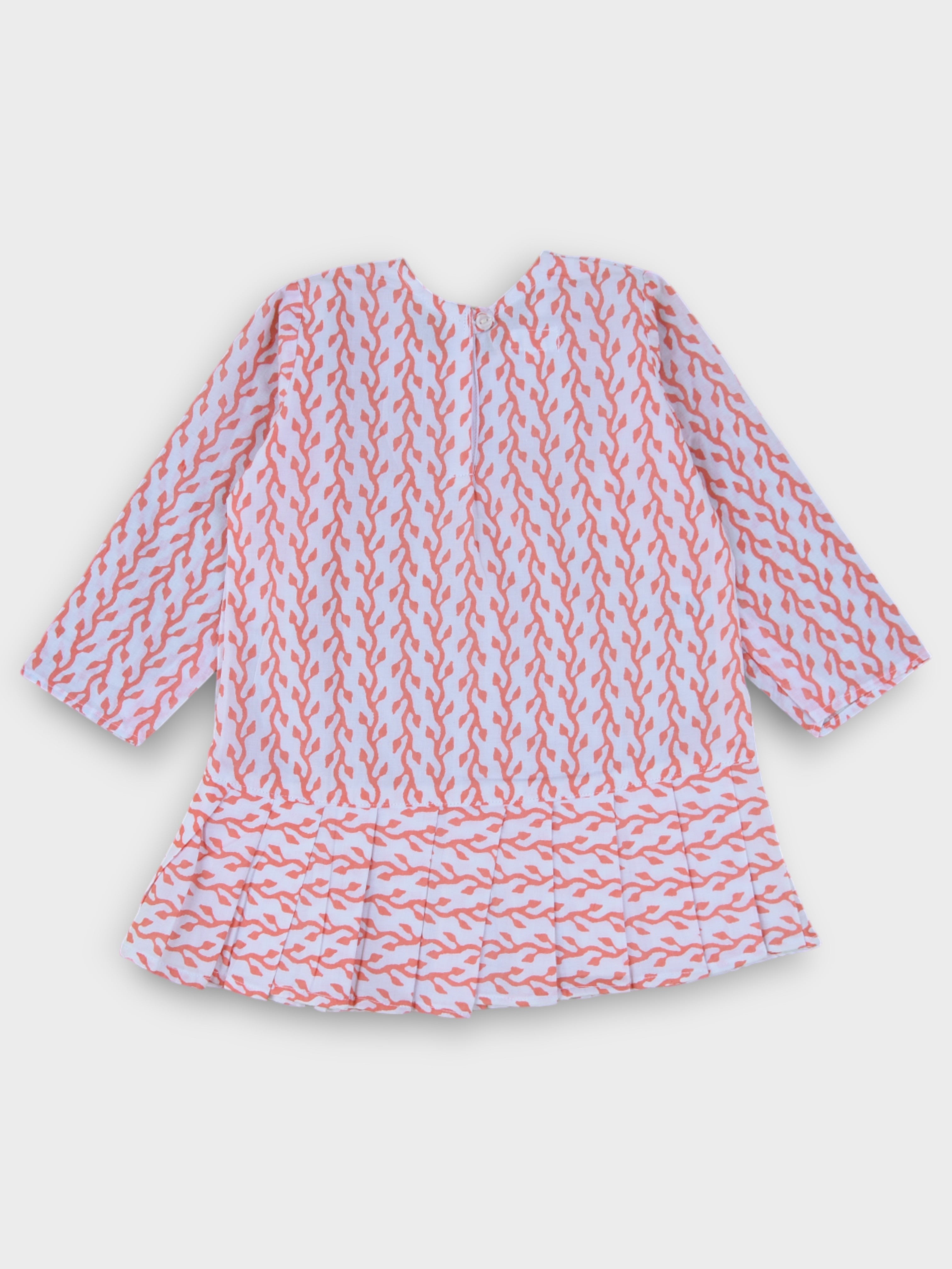 Girls Peach Creeper Full Sleeves Knife Pleated Dress