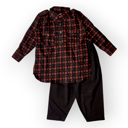 Boys Black Bandhej Pathani Set