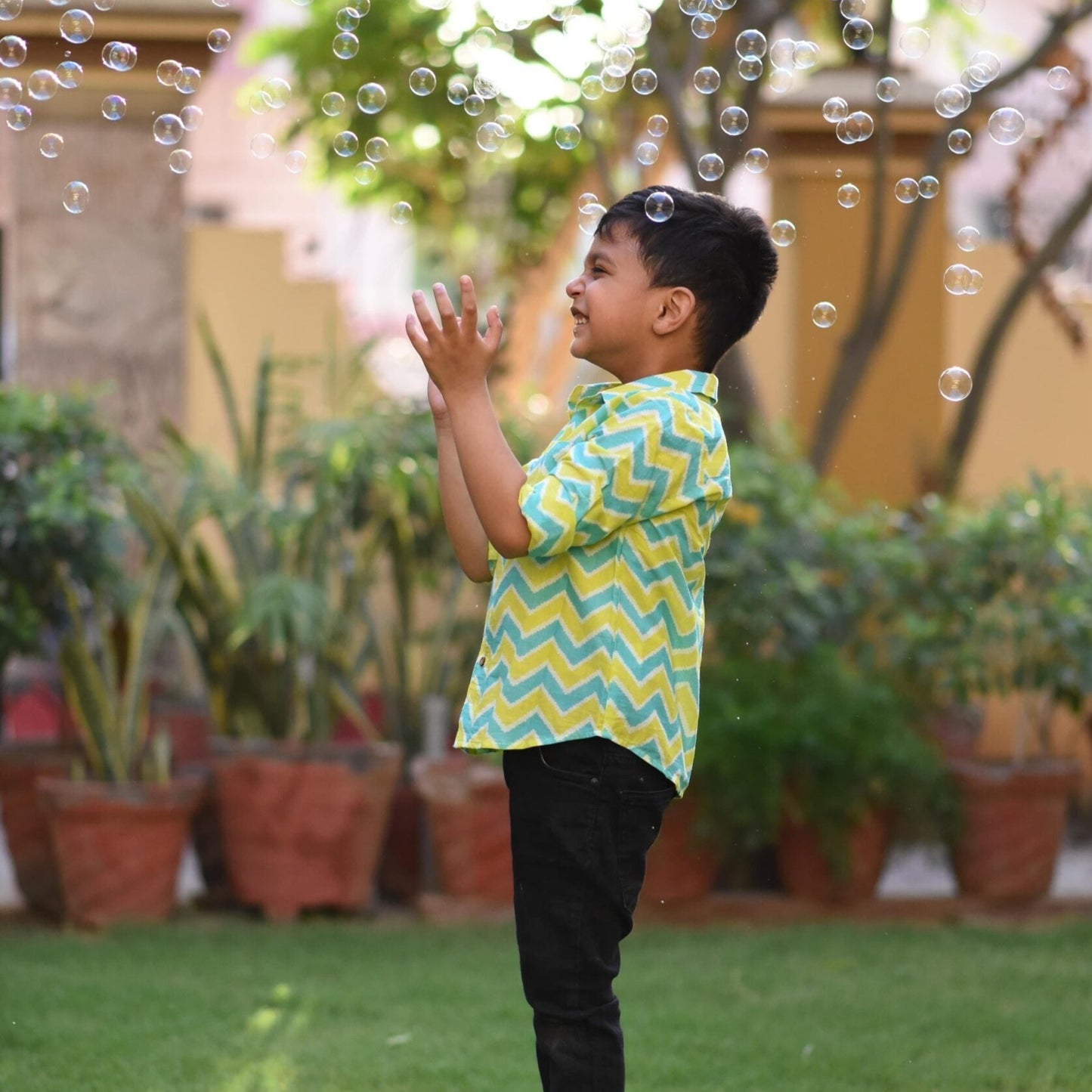 Boys Aqua Lime Chevron Spread Collar Full Sleeves Shirt