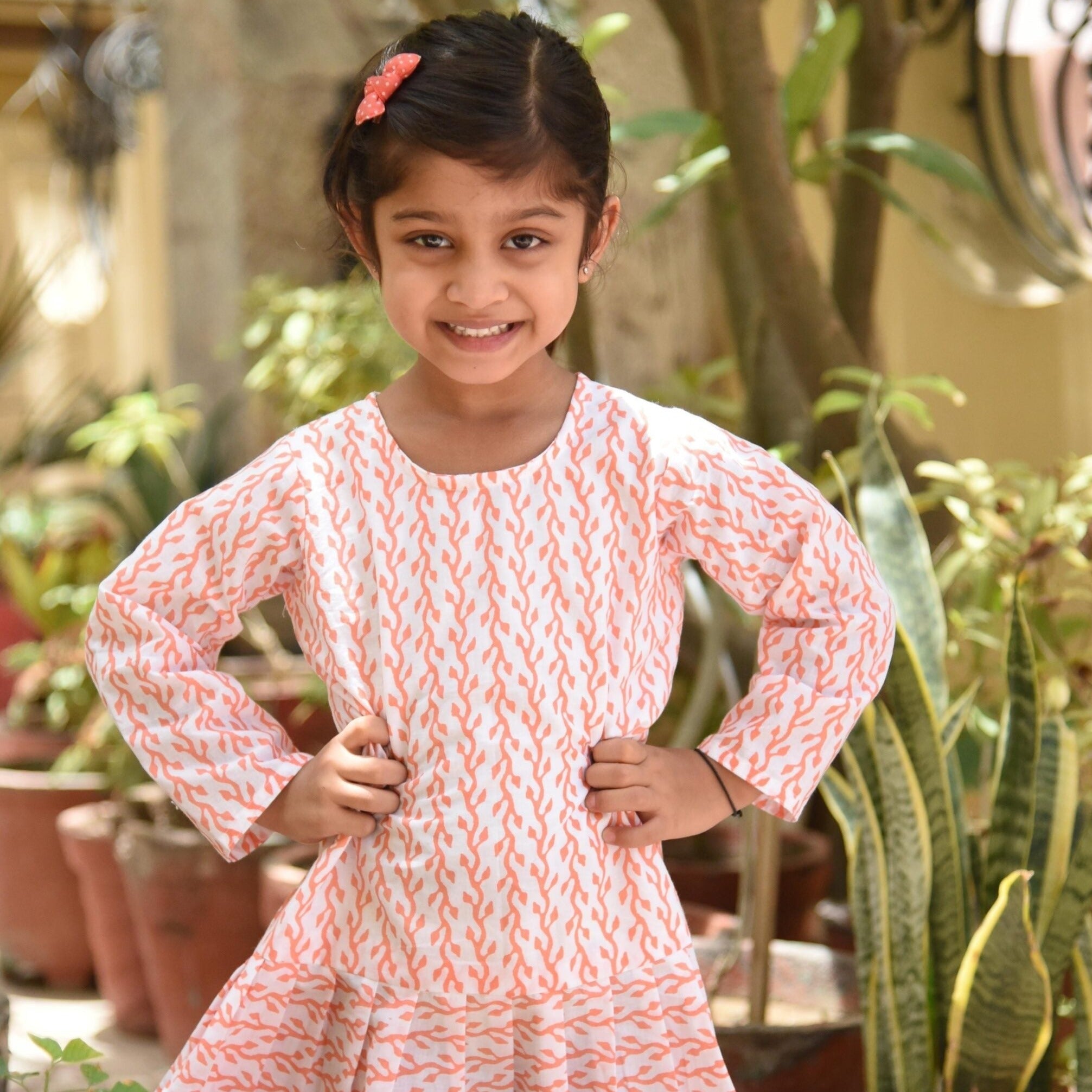 Girls Peach Creeper Full Sleeves Knife Pleated Dress